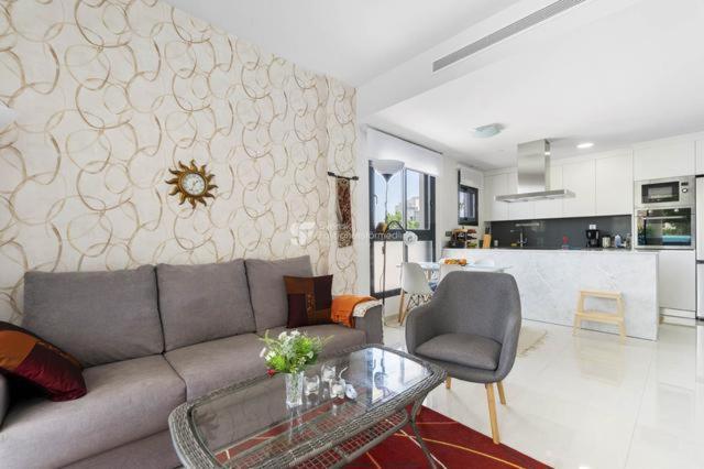 Jeramy Appartement Torrevieja Eksteriør billede